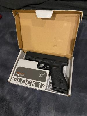 Пневматический пистолет Glock 17 Umarex Blowback